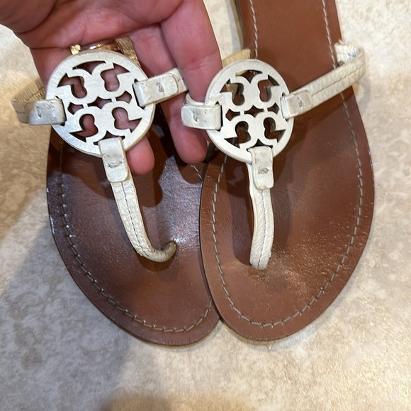 Tory Burch Mini Miller Cream Leather Sandals 9 - Picture 2 of 7